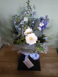 A Snip and A Scent   Contemporary and Bespoke Floral Design 330652 Image 6