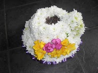Karens Funeral Flowers 330601 Image 3