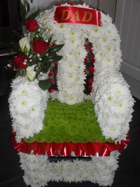 Karens Funeral Flowers 330601 Image 9