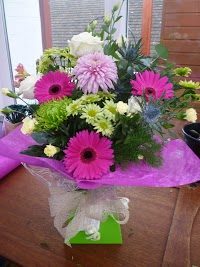 Tracy Qs Cornwall Wedding Flowers 327507 Image 1